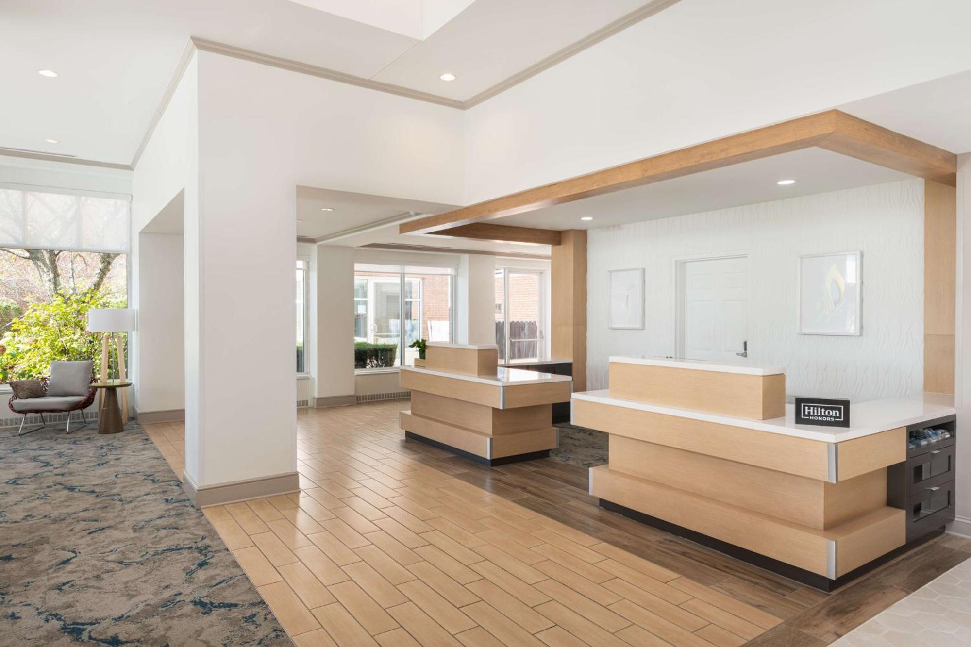 Hilton Garden Inn Saint Charles Exterior foto
