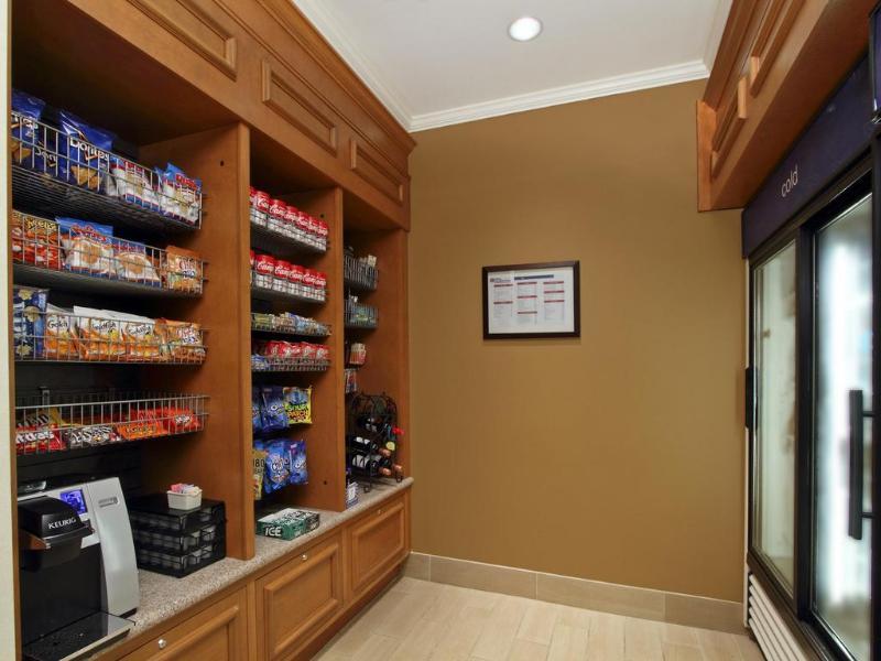 Hilton Garden Inn Saint Charles Exterior foto